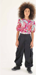 Pantaloni neri con tasche da ragazza della marca Naida - immagine 3