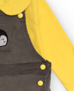 Completo per neonato maschietto in giallo e grigio con salopette ricamata pinguino - immagine 3