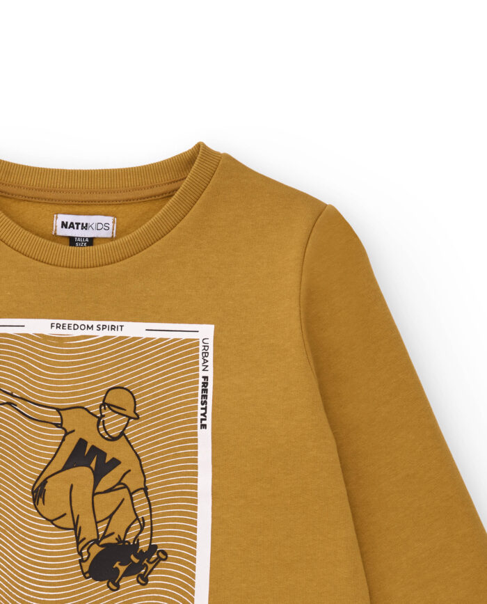 Felpa senape per bambino con stampa skater - immagine 3